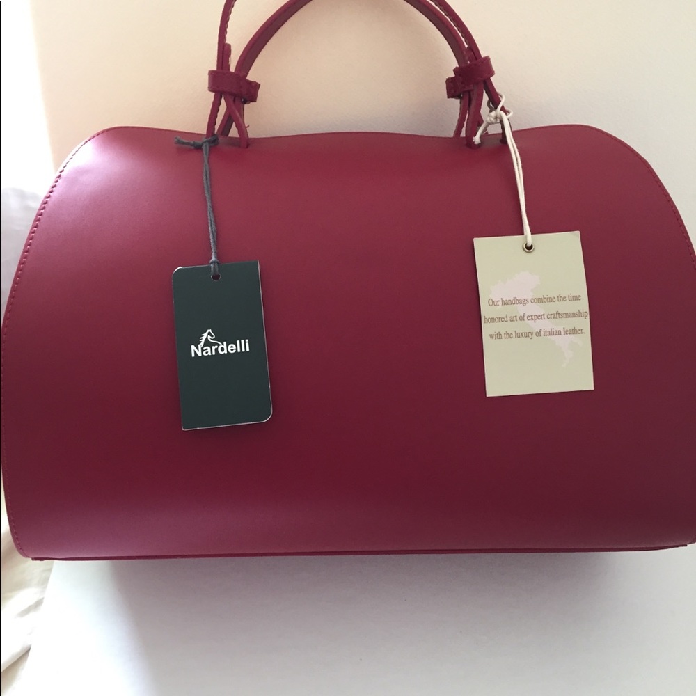 SOLD ON HOLD ---TAKE 50% OFF! ITALIAN NARDELLI BAG - Picture 6 of 8